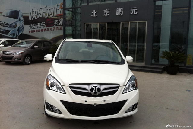 2013款北京汽车E系列1.5L手动乐尚版三厢图片