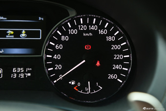 2013款天籁2.5L自动XL-NAVI豪华版