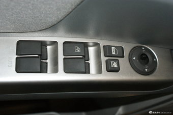 2012款帝豪EC7-RV 1.8L手动舒适型图片