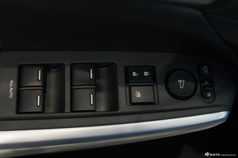 2012款歌诗图2.4L自动豪华版图片