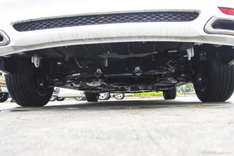 2016款海马福美来1.6L手动品尚型升级版