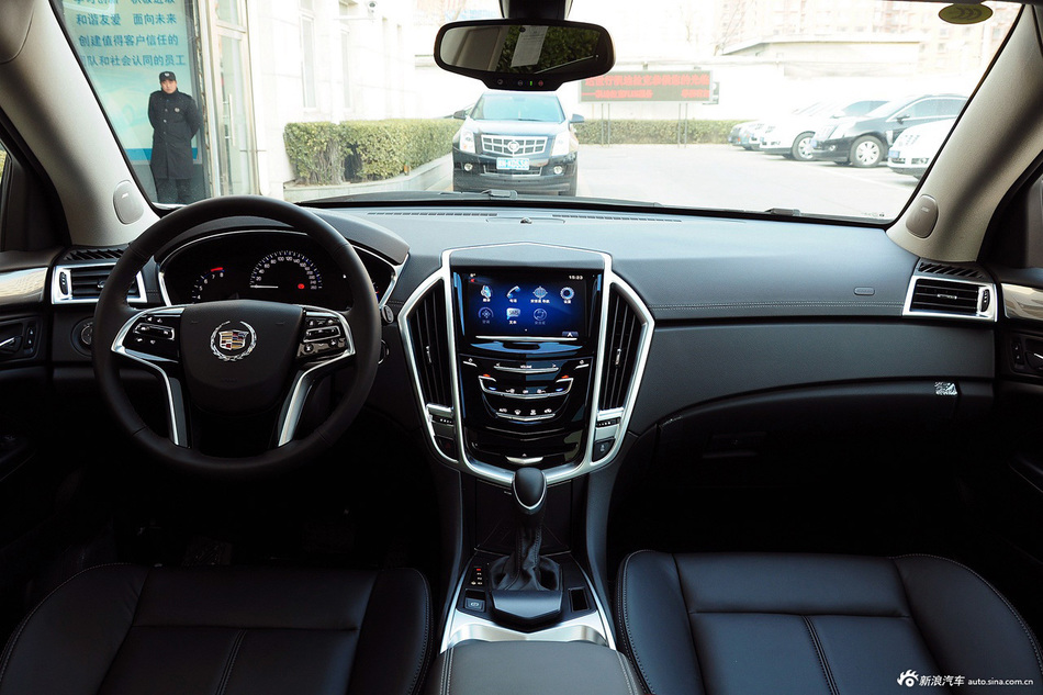 2015款凯迪拉克SRX 3.0L自动舒适型