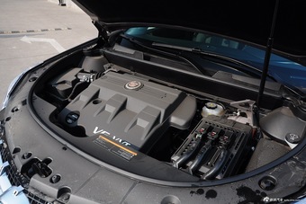 2015款凯迪拉克SRX 3.0L自动精英型