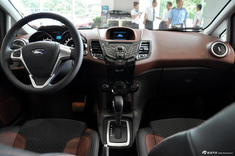 2013款嘉年华两厢1.5L自动劲动型图片