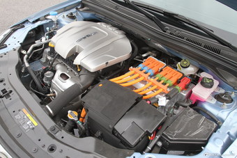 2014款荣威550 Plug-in插电式混动