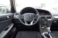 2016款中华V5 1.5L手动两驱运动型