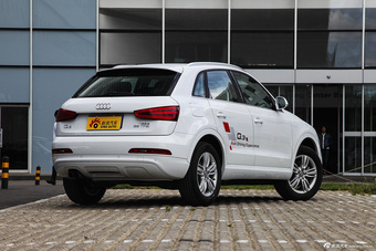 2015款奥迪Q3 35TFSI舒适型