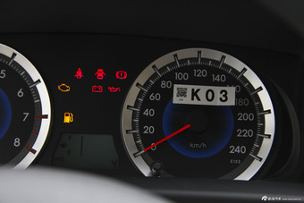 2013款花冠1.6L手动超值版