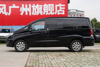 2013款瑞风M5 2.0T自动公务版