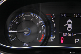 2014款菲亚特致悦1.4T自动豪华运动版