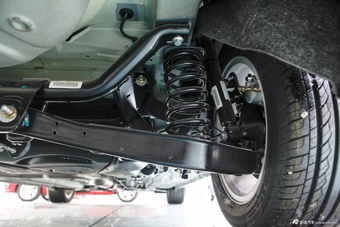 2013款艾瑞泽7 1.6手动致享版图片