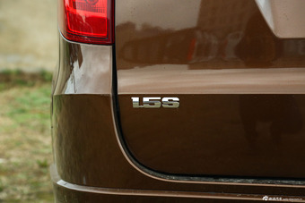 2014款五菱宏光S 1.5L 手动标准型