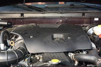 2016款中兴威虎TUV 2.5T手动澳洲版柴油四驱豪华型