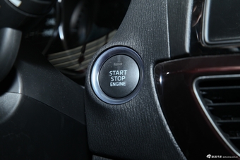 2014款马自达6阿特兹 2.0L蓝天豪华版