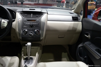 2015上海车展：启辰R50