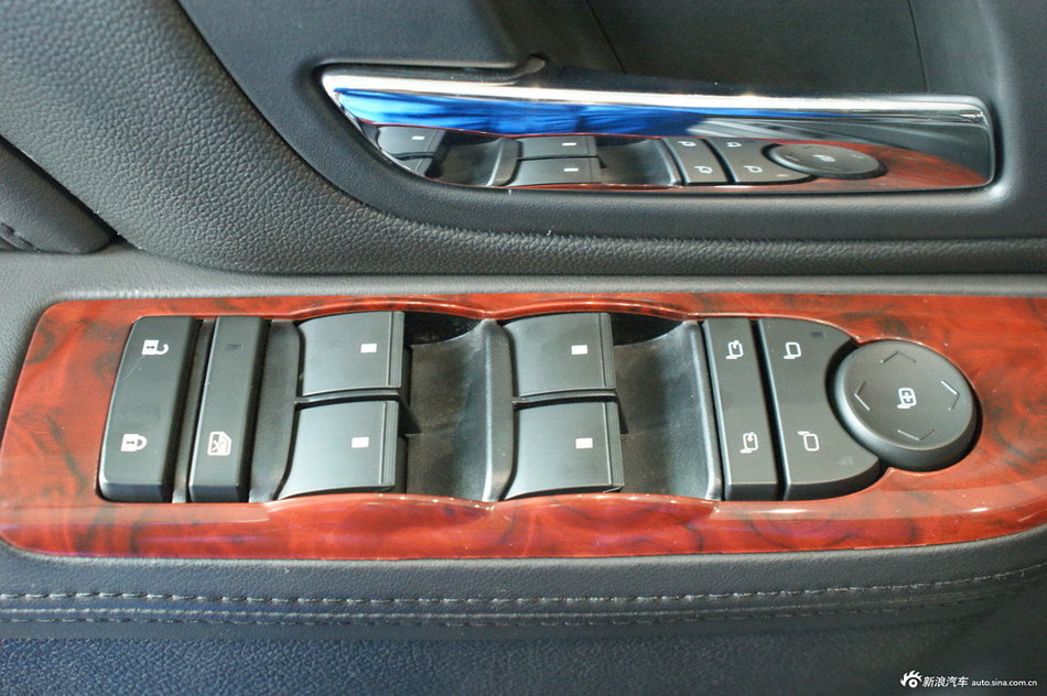 2010款凯雷德Escalade