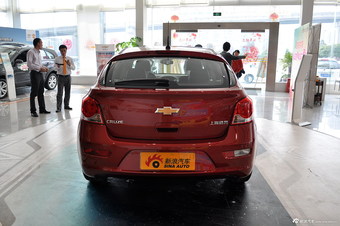 2013款科鲁兹掀背1.6L手动豪华版