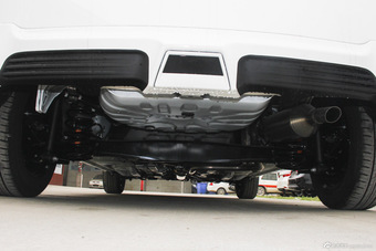 2016款YARiS L致炫1.5L自动劲速版