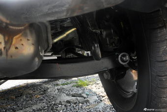 2013款狮跑2.0L GLS自动两驱版