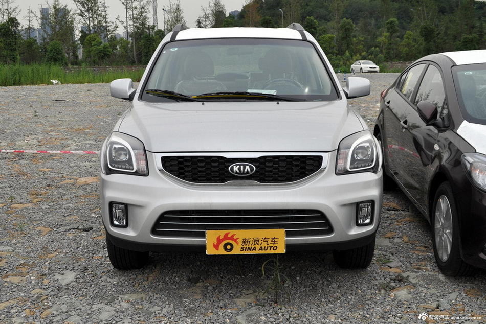 2013款狮跑2.0L GL自动两驱版