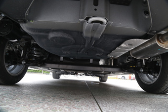 2015款荣威360 1.4T自动尊享版