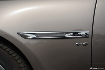 2016款捷豹XJL 3.0L自动SC四驱全景商务版