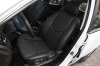 2015款陆风X8探索版2.0T汽油四驱超豪华型