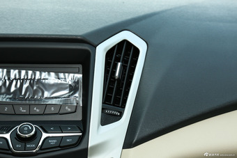 2015款艾瑞泽7 1.6L手动致领版