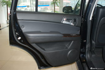 2013款荣威W5 1.8T自动四驱豪域版图片