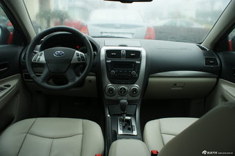 2012款奔腾B50 1.6L自动天窗版图片