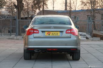 2013款东风雪铁龙C5 2.3L自动尊驭型图片