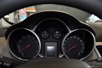 2013款科鲁兹1.6L自动舒适型