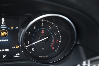 2016款捷豹XF 2.0T自动两驱R-Sport运动版