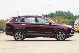 2015款猎豹CS10 2.0T手动卓越版