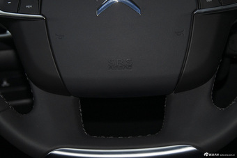 2015款雪铁龙C4L 1.2T自动豪华型