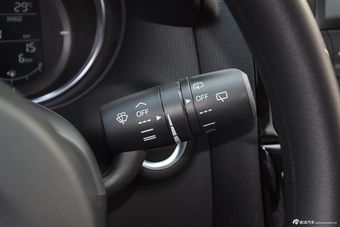 2015款马自达CX-5 2.0L手动两驱舒适型