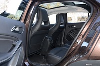 2016款奔驰GLA级 GLA220 2.0T自动 4MATIC豪华型