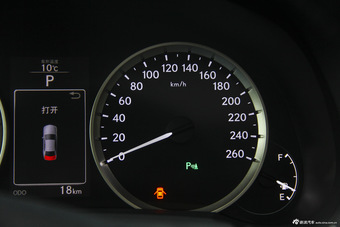 2015款雷克萨斯IS 2.0T自动200t锋尚版