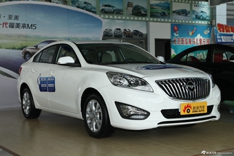 2014款福美来M5 1.6L自动舒适型
