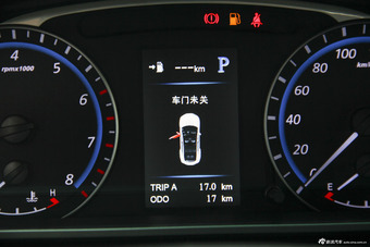 2015款海马M6 1.5T自动豪华型