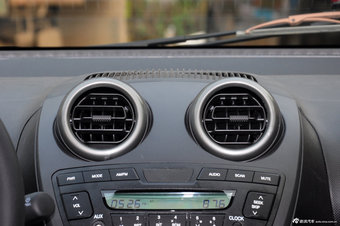 2012款比亚迪F0实拍