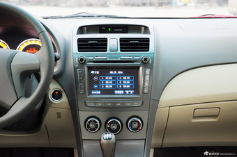 2012款比亚迪L3实拍