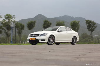 2012款C63 AMG Coupe高性能版2门图片