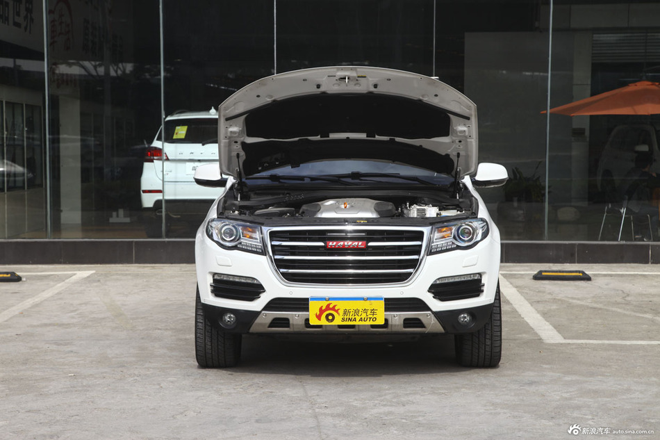 2015款哈弗H8 2.0T自动四驱豪华型