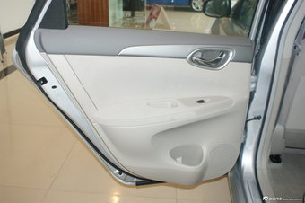 2012款轩逸 1.6L自动XE舒适版图片