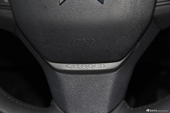 2015款东风雪铁龙C3-XR 1.6T自动先锋型