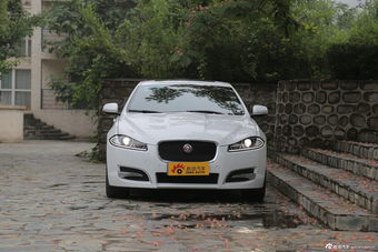 2014款捷豹XF 3.0 SC豪华版