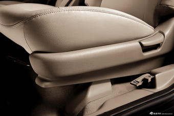 理念S1官方图 前排4方向调节座椅