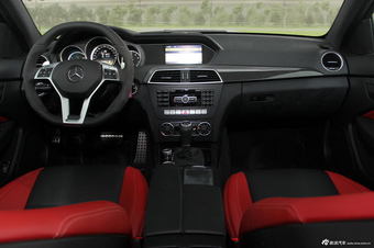 2012款C63 AMG Coupe高性能版2门图片