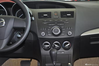 2013款马自达3星骋两厢1.6L自动精英型